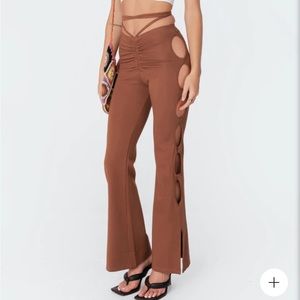 Edikted cut out flare pants- Brown